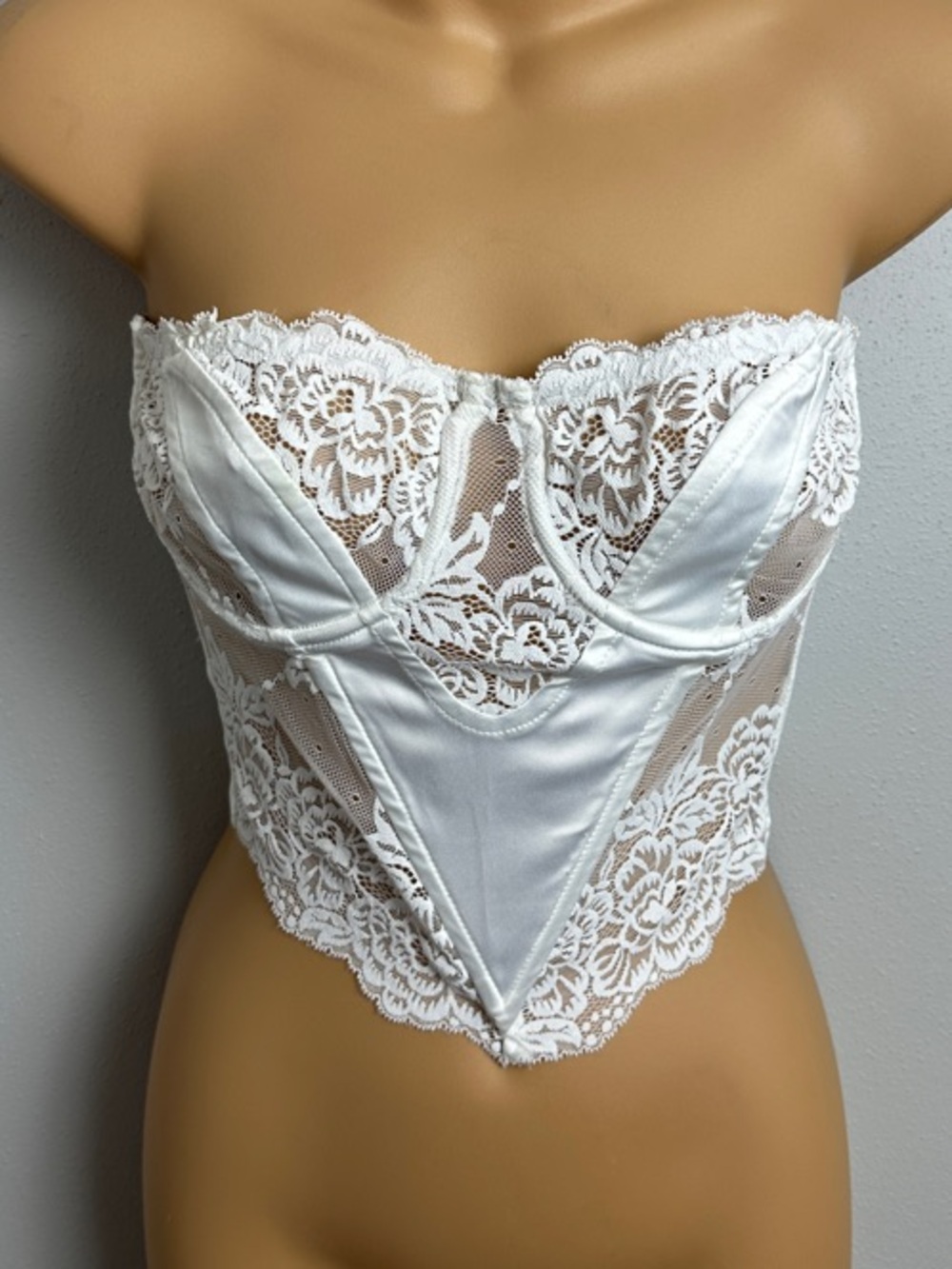 Princess Polly White Lace Strapless Bustier Top